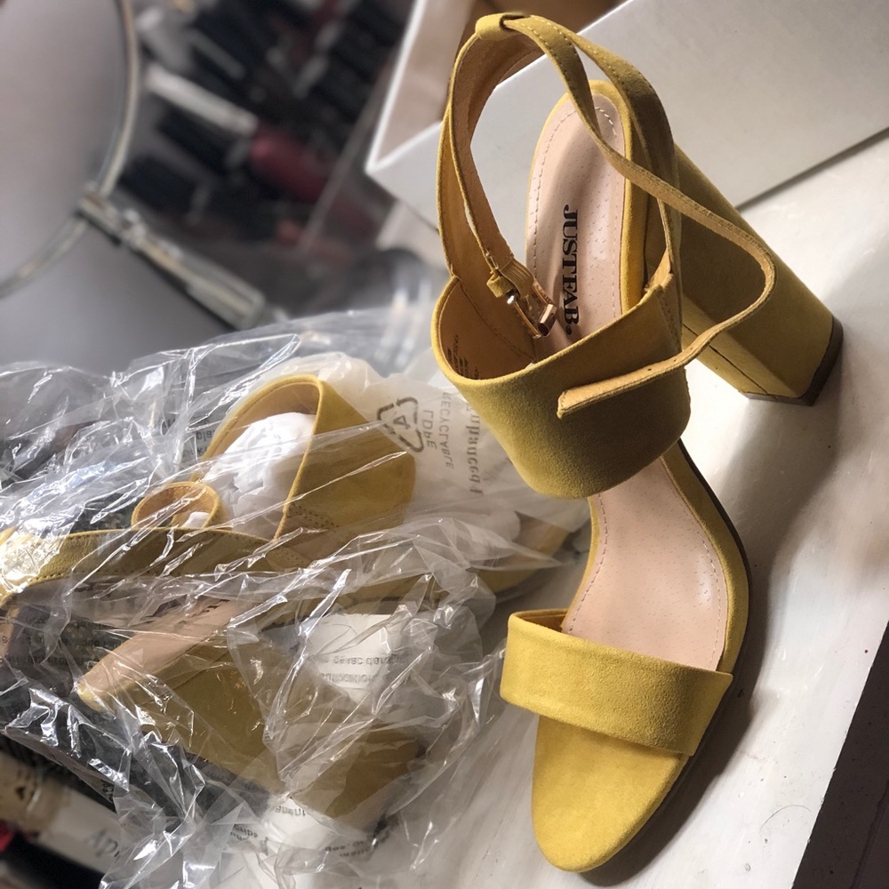 Brand new yellow heels